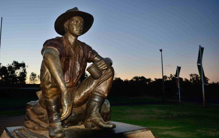 cunnamulla fella statue