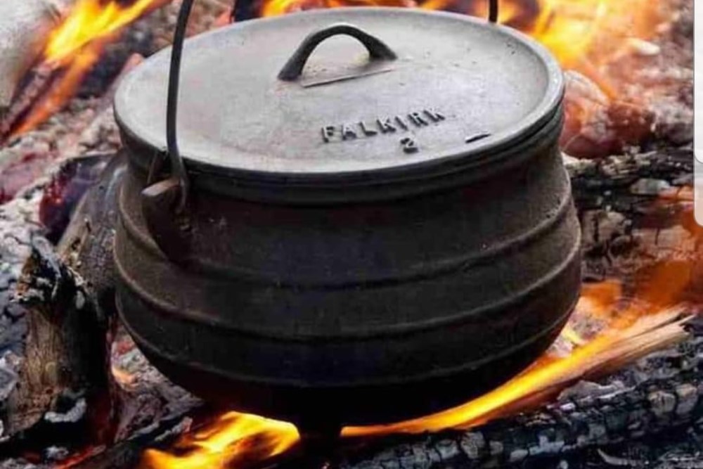 Camp Oven Cooking at Alroy