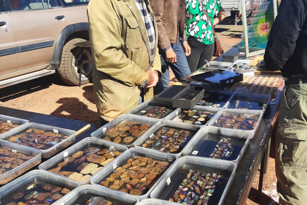 Haggle for an Opal Bargain